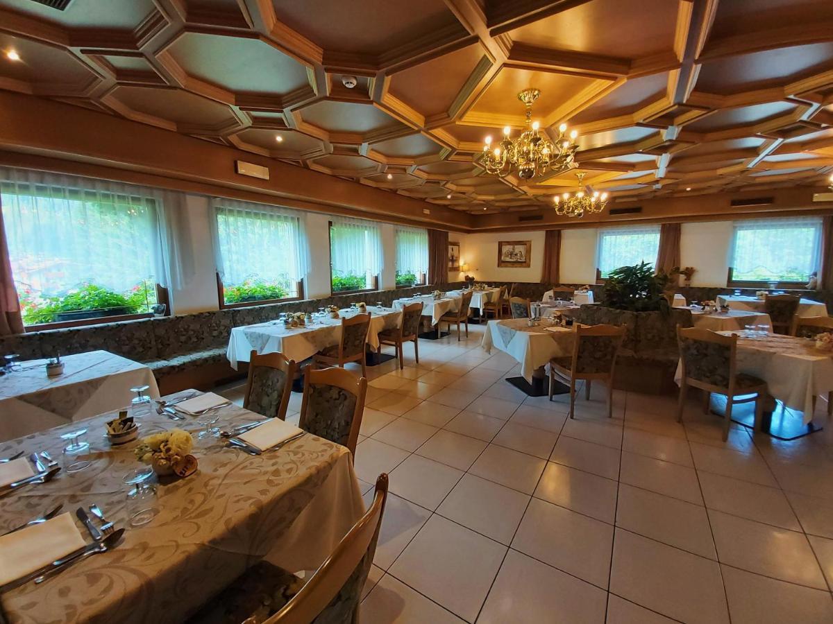 Albergo Scoiattolo Falcade Buitenkant foto