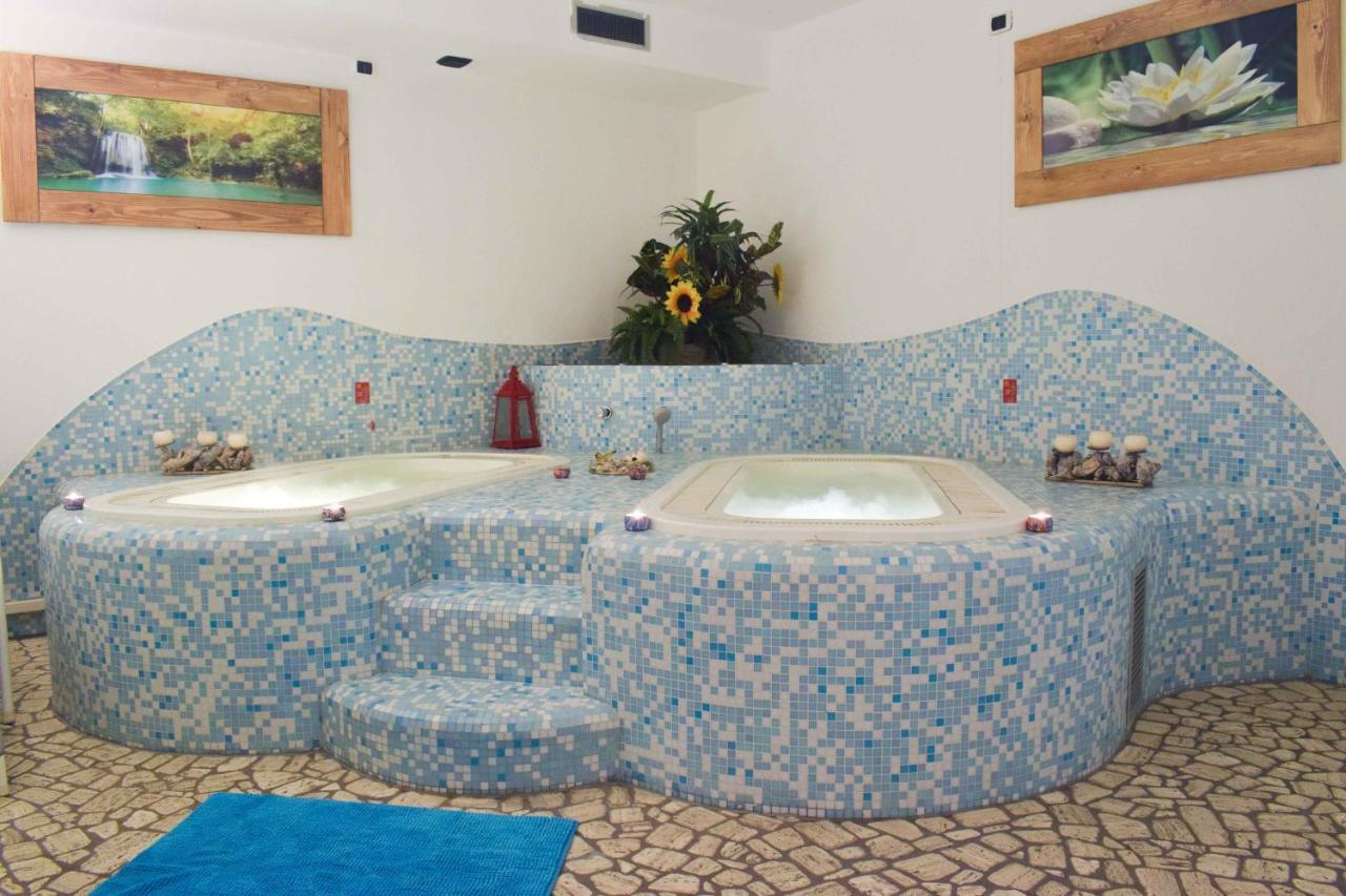 Albergo Scoiattolo Falcade Buitenkant foto