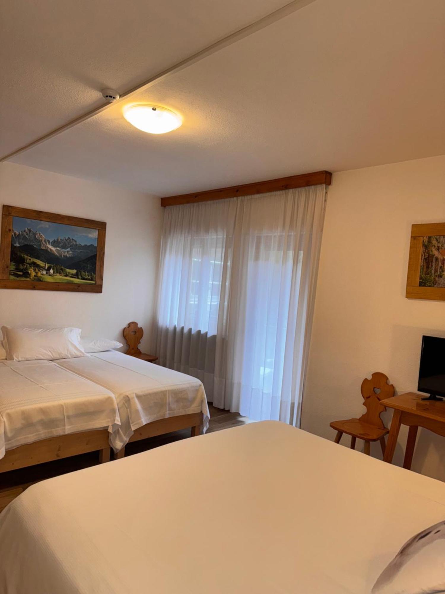 Albergo Scoiattolo Falcade Buitenkant foto