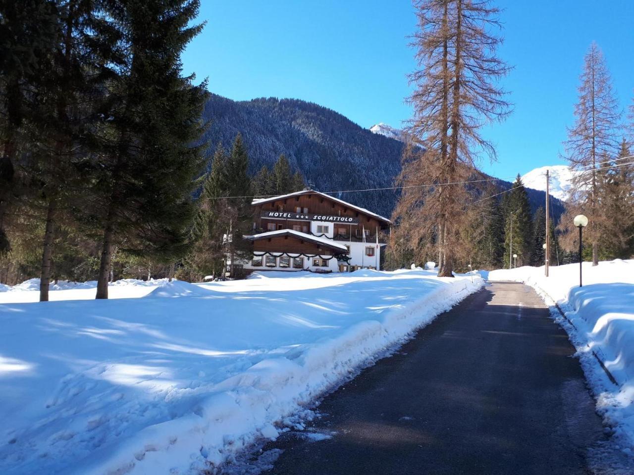 Albergo Scoiattolo Falcade Buitenkant foto